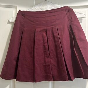 Pleated skirt
